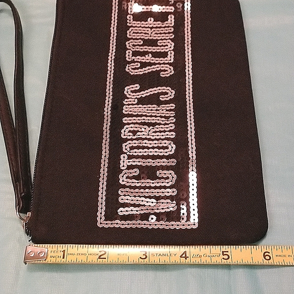 BNWOT Victoria's Secret Black With Sequins Tote & Wristlet Set - Picture 15 of 17